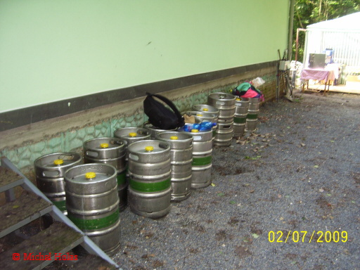 034  Men   z sobvy piva pro  t b